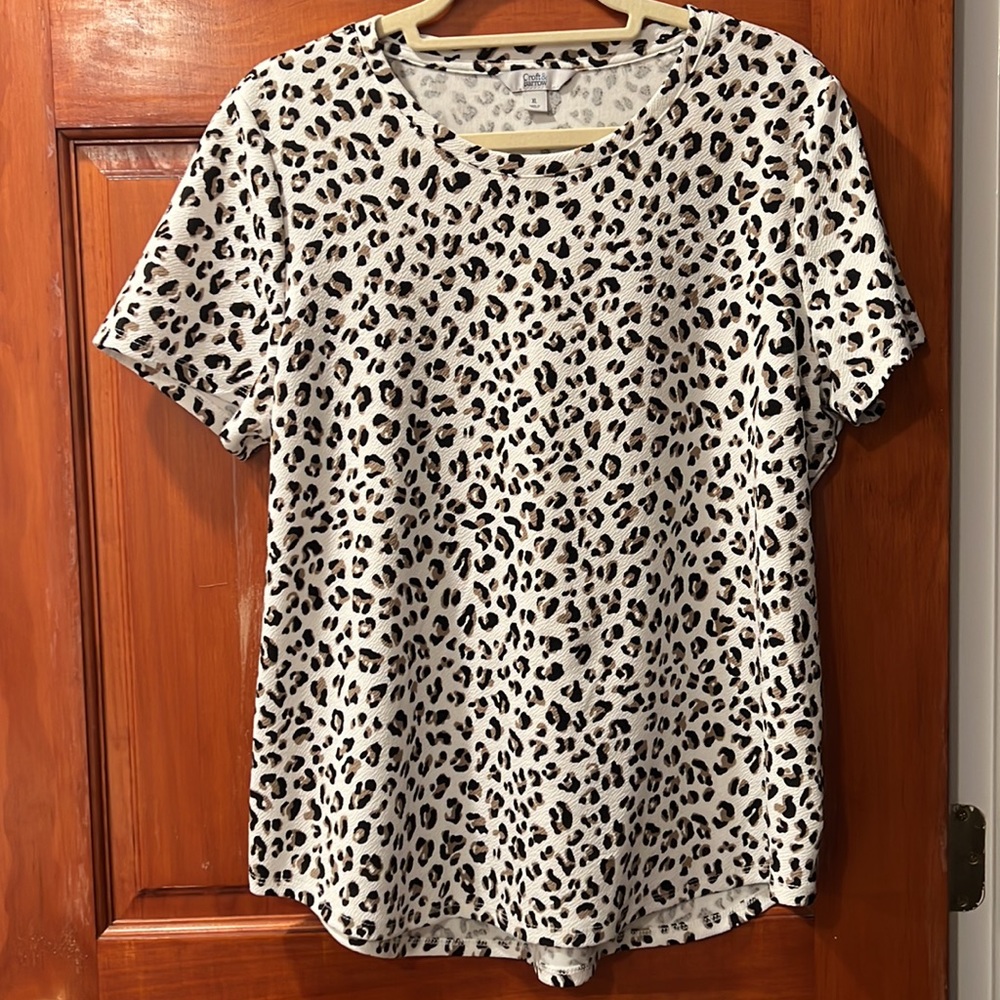 Animal print, Leopard style , never worn short sleeve shirt